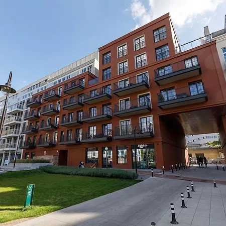 Apartment Close