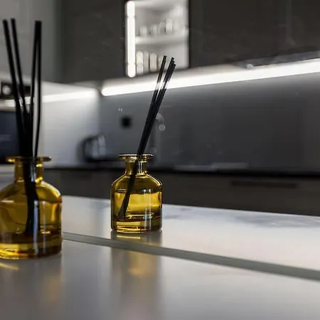 Close شقة فروتسواف