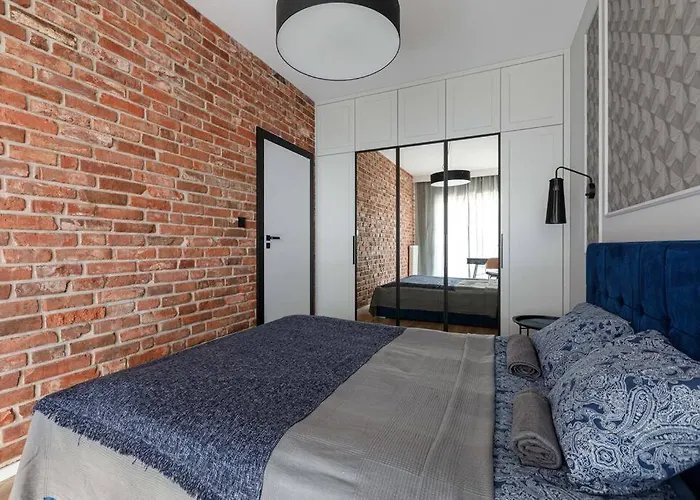 Close شقة فروتسواف